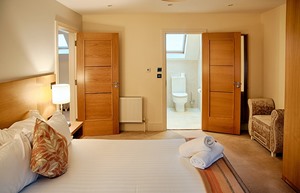 MasterBedroomensuite