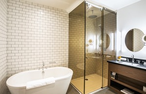 sandman bathroom 1